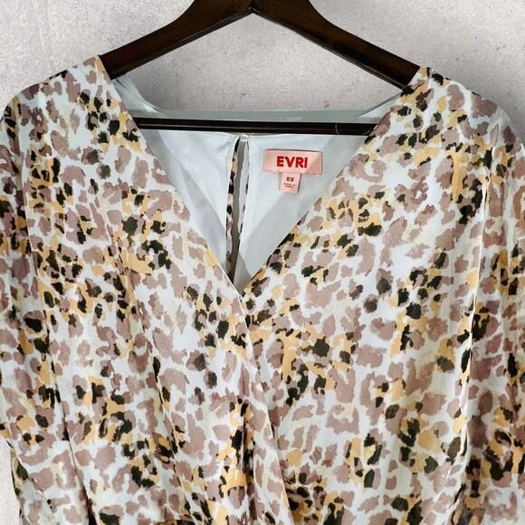 EVRI Cheetah Chiffon Faux Wrap Dress 0X #BeachBrunch #AnimalPrint #EVRI - Picture 5 of 11